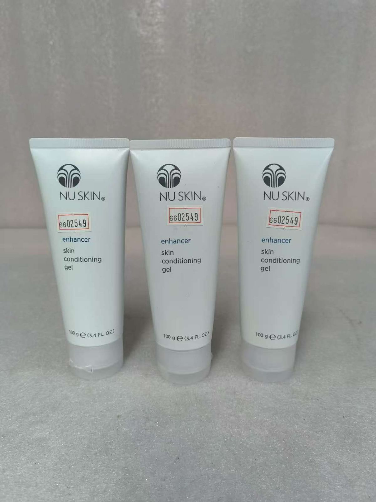 【新品】ニュースキン NUSKIN エンハンサー 100g×4本 新品】ニュースキン NUSKIN エンハンサー 100g×4本 ニュースキン