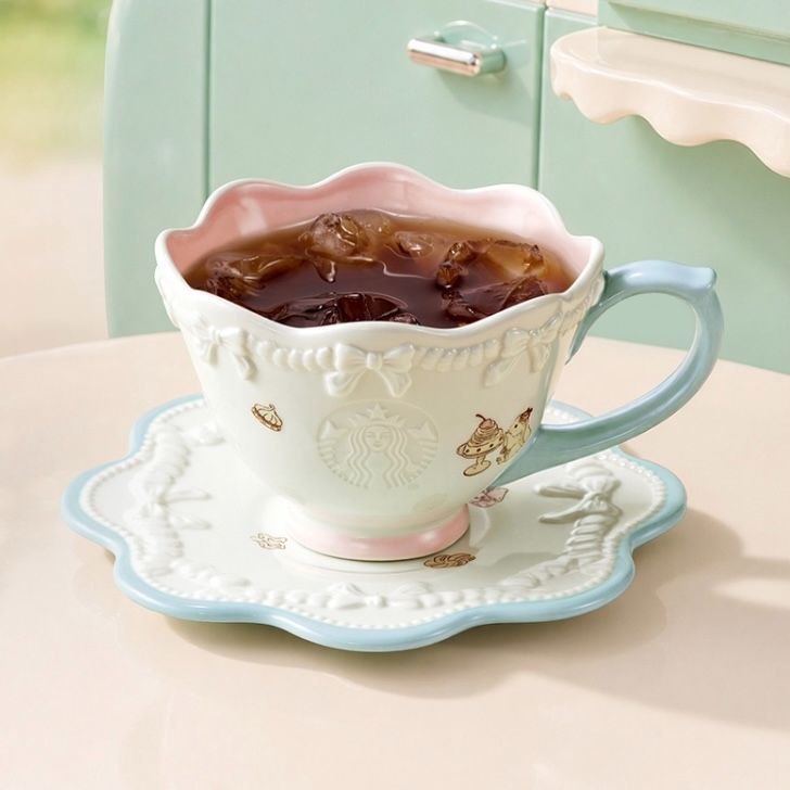 【即納】海外限定 中国限定 Starbucks 夏日甜品派対シリーズ 260ml 陶器 カップ＆ソーサーセット リボン 蝶々柄 スイーツ柄