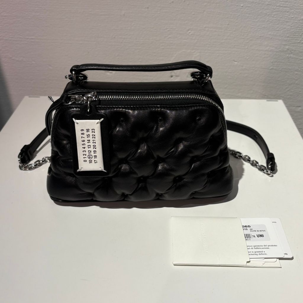 Maison Margiela メゾンマルジェラ GLAM SLAM EMBROIDERY TRAPEZOID BAG グラムスラム エンブロイダリー トラペゾイド ショルダーバッグ SB1WG0065 ブラック size:- 【表参道B06】