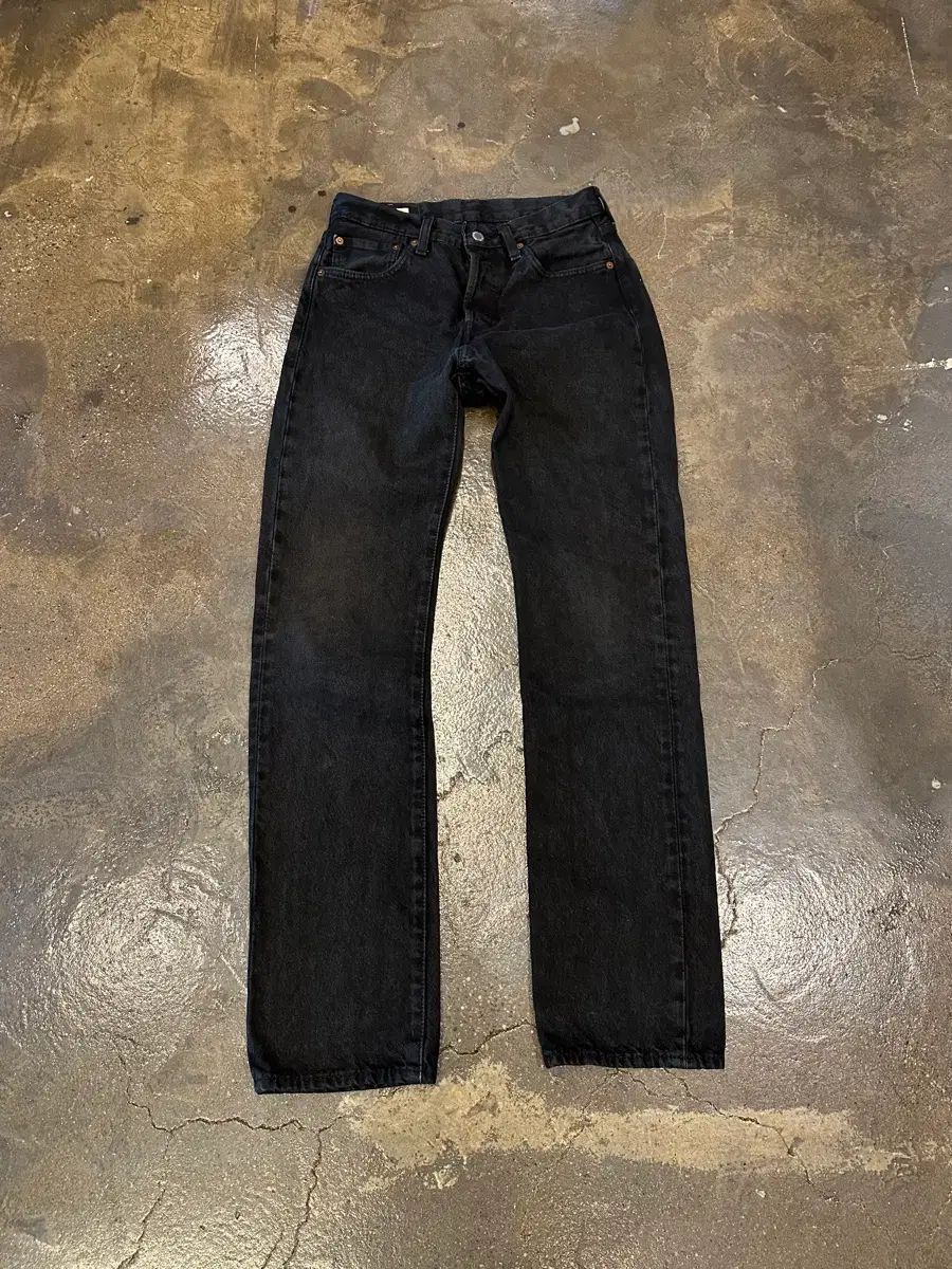 リーバイス リーバイス premium 501 ブラックジーン W28 L32