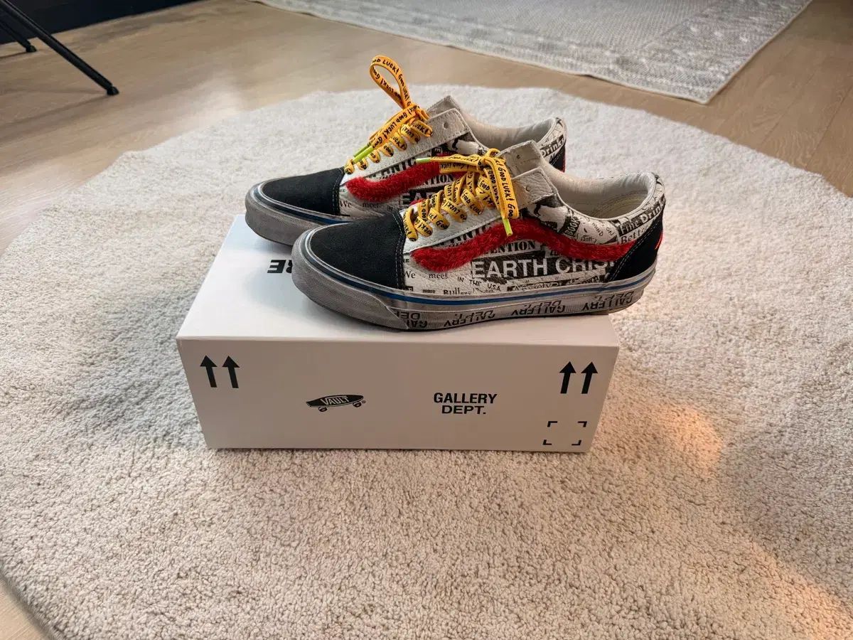 ギャラリー ディパートメント x VANS ボルト OG オールドスクール 出品