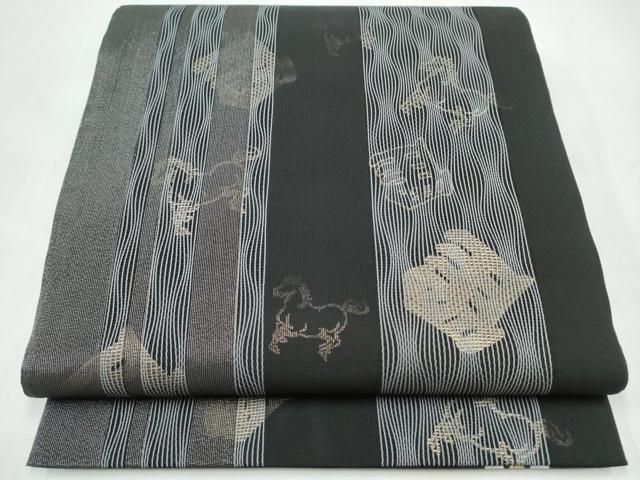 平和屋着物●両面　全通柄袋帯　馬　黒地　金糸　正絹　逸品　CABI9164hy