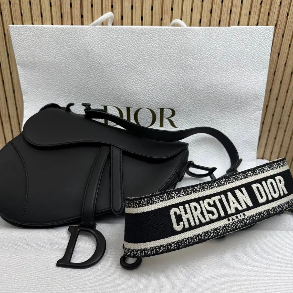 正規品 Dior (ディオール) 新 サドルバッグ ブラック M0455SLLO + オブリーク ストラップ