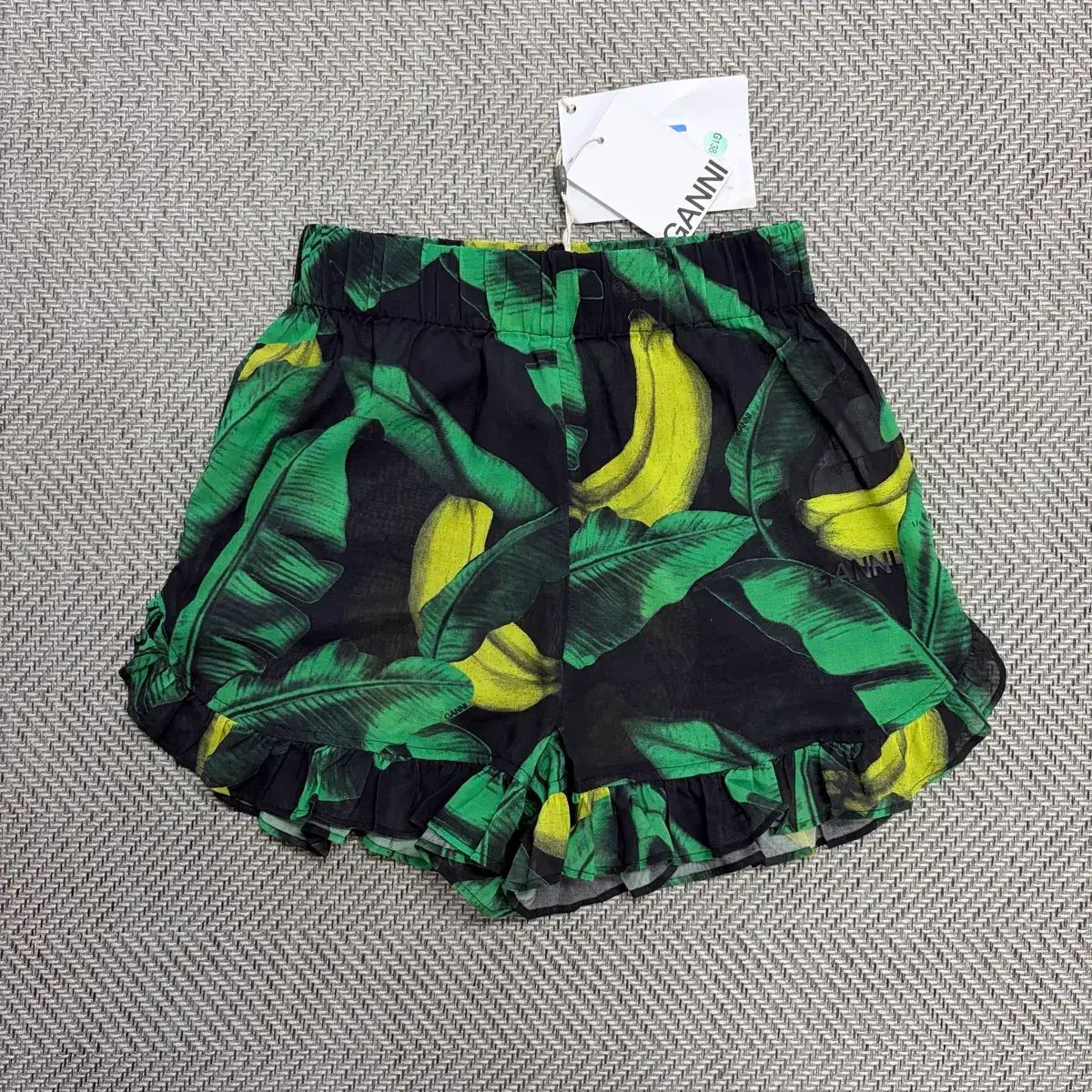 (34) GANNI ガニー フリル ハーフパンツ 新品