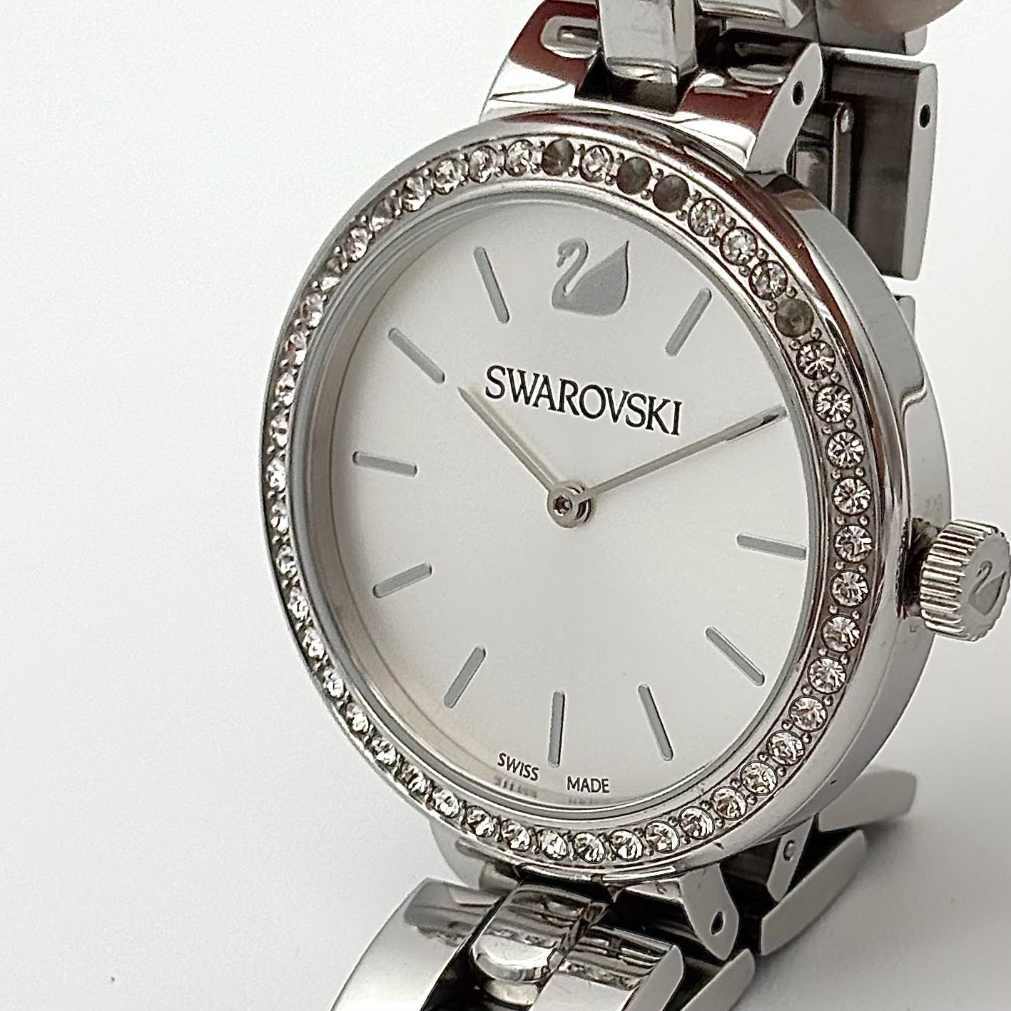 稼働品 SWAROVSKI スワロフスキー 腕時計 ゴールド　白蝶貝 稼働品 Working item スワロフスキー SWAROVSKI 腕時計 レディース