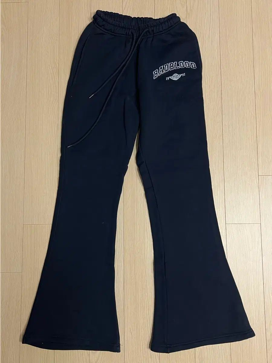 BADBLOOD バッドブラッド ブーツカット パンツ