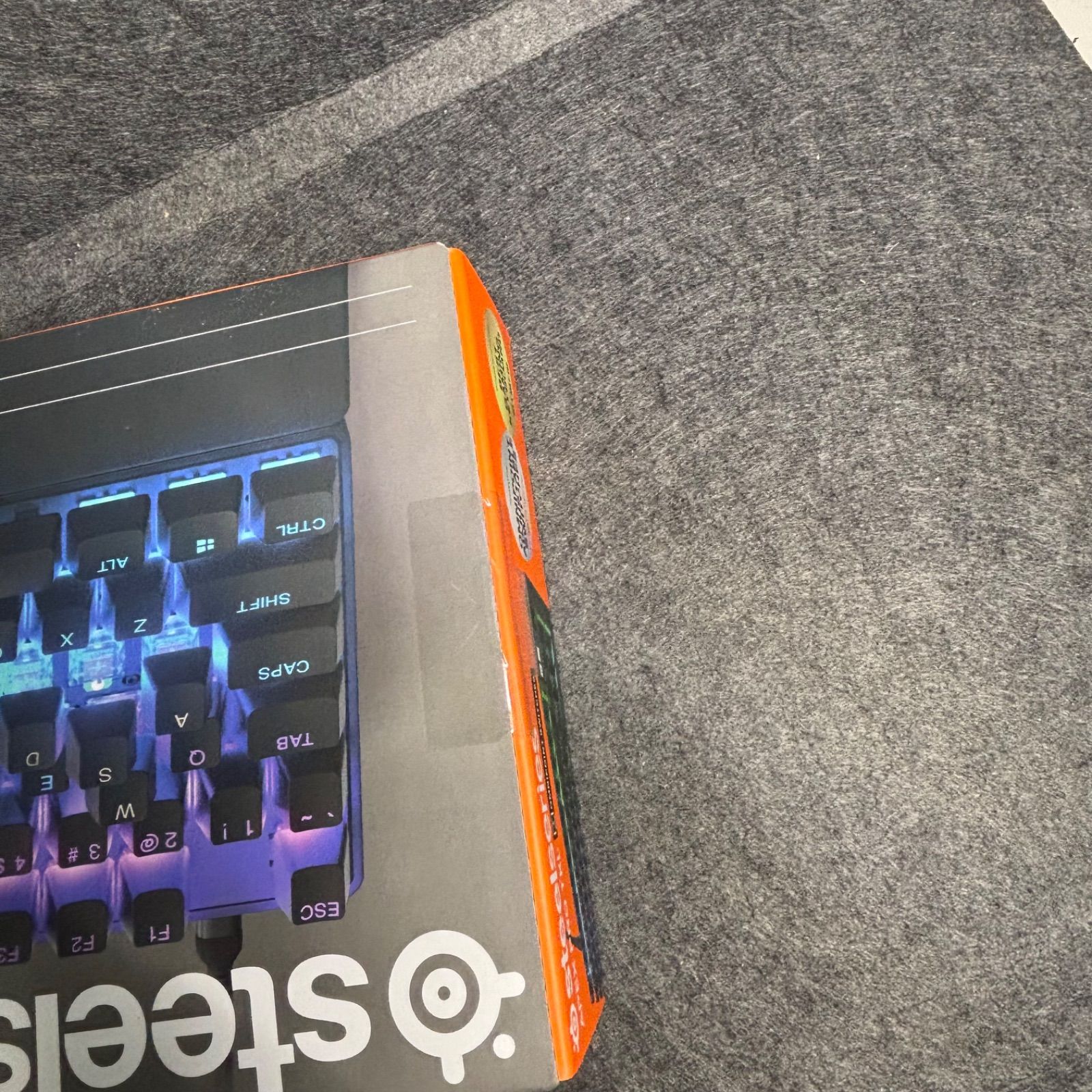 新品未開封 SteelSeries ラピッドトリガー 搭載 ゲーミングキーボード