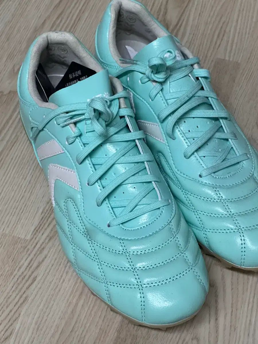 KELME サッカーシューズ