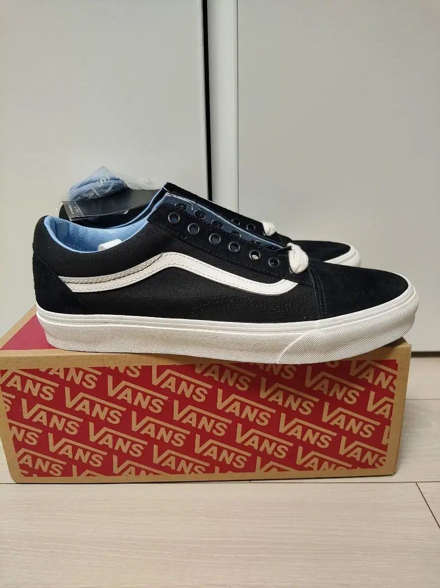 新品 VANS オールドスクール 275