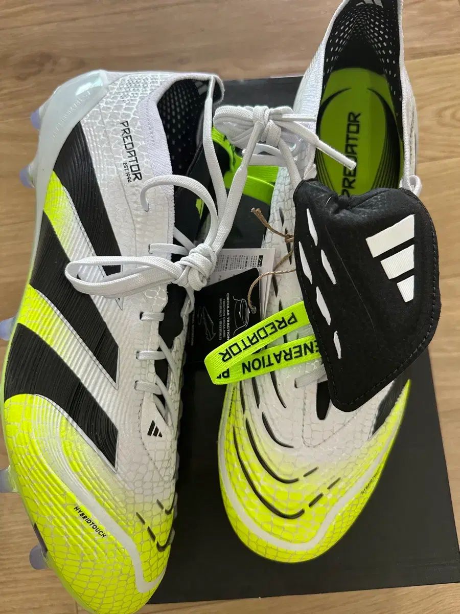 アディダス プレデター エリート FT AG 275 サッカーシューズ