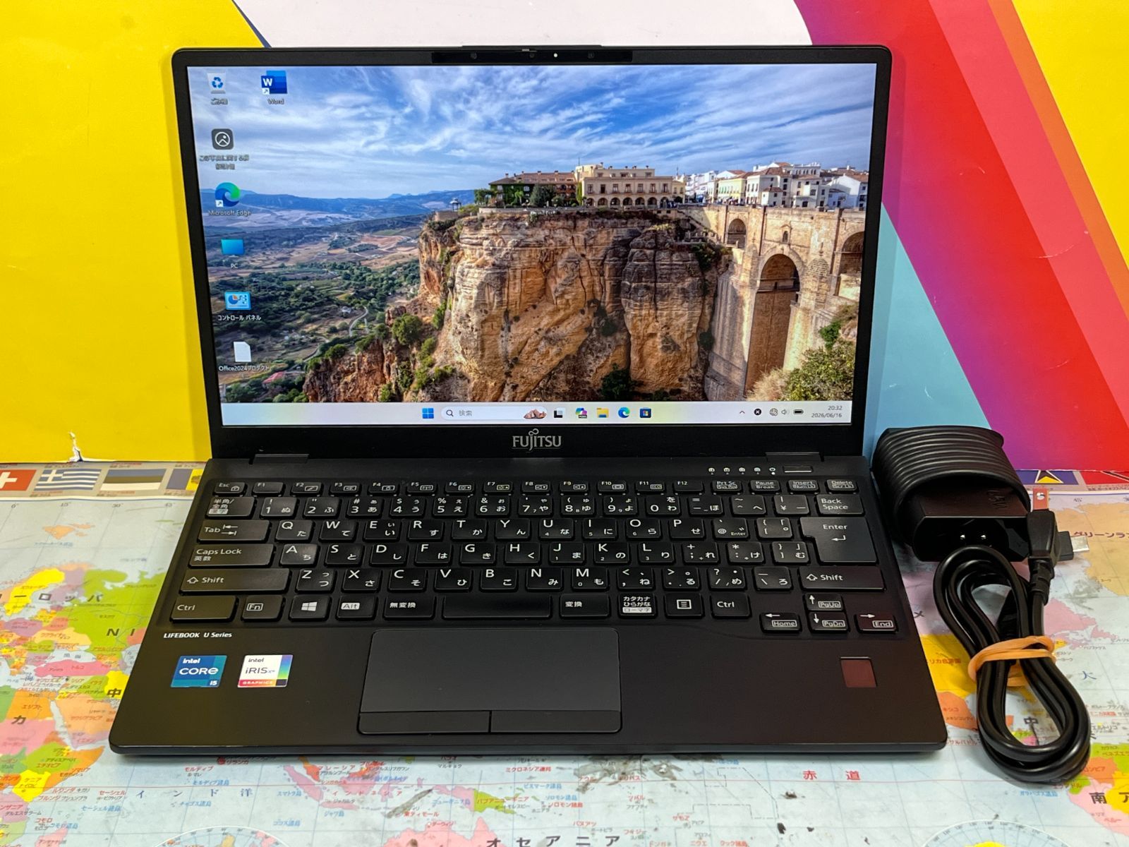 美品 富士通 LIFEBOOK U9311/HX 13.3型 軽量 ノートPC