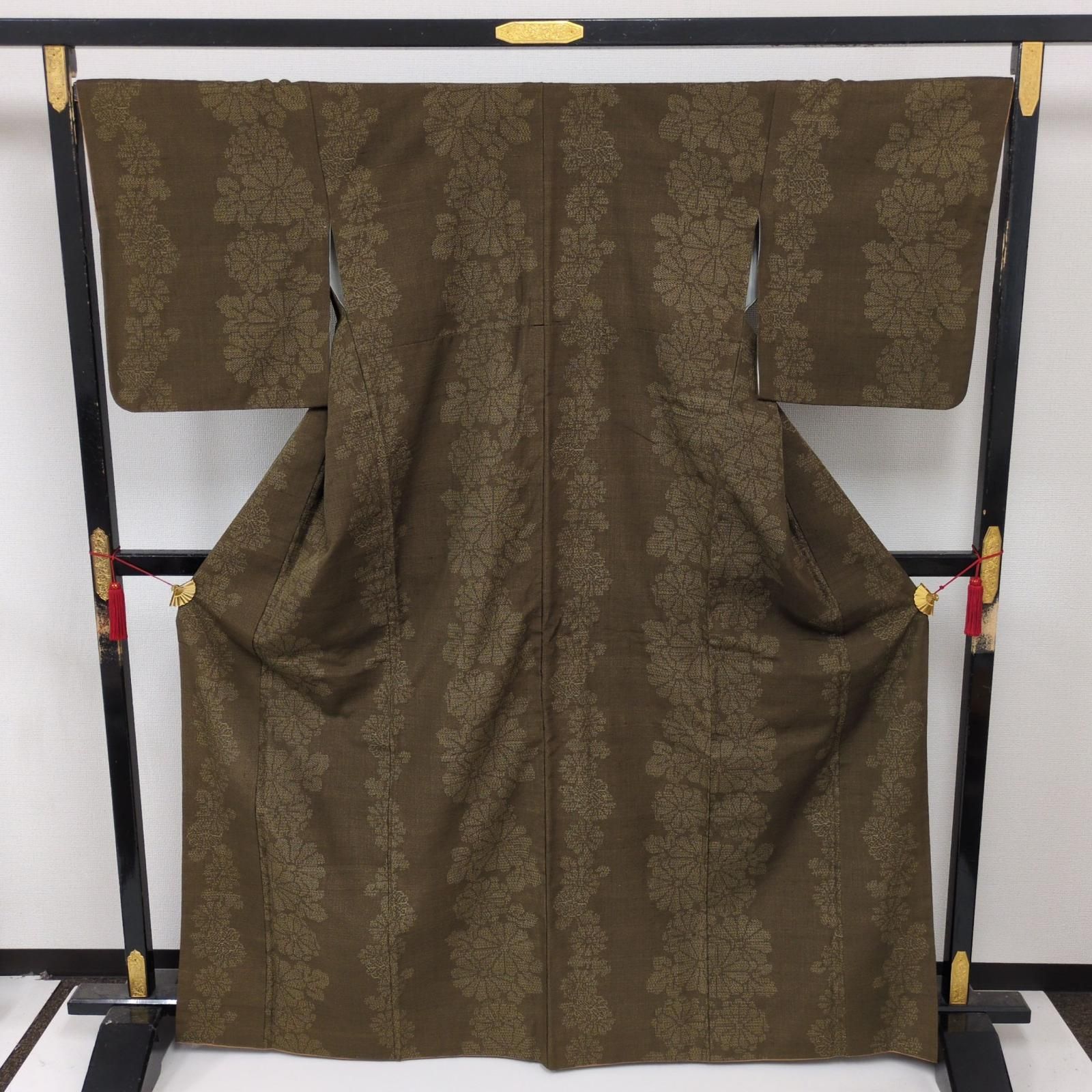 結城紬 裄68 正絹 亀甲 粋な絣 袷 着物 a-184 - メルカリ