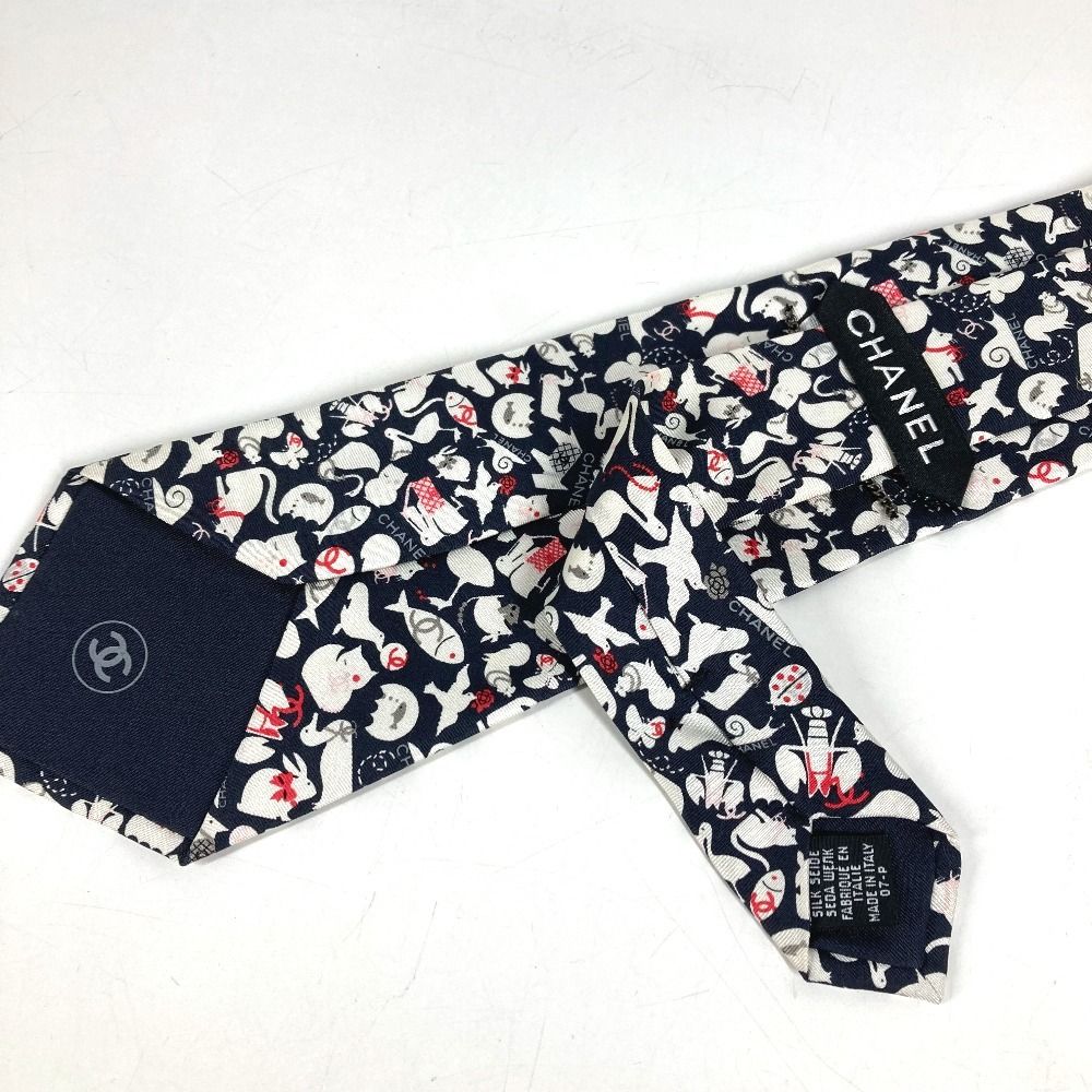CHANEL シャネル ネクタイ　アニマル柄 イタリア製 ココマーク CHANEL シャネル ネクタイ CC ココマーク ロゴ アニマル柄 総柄 シルク