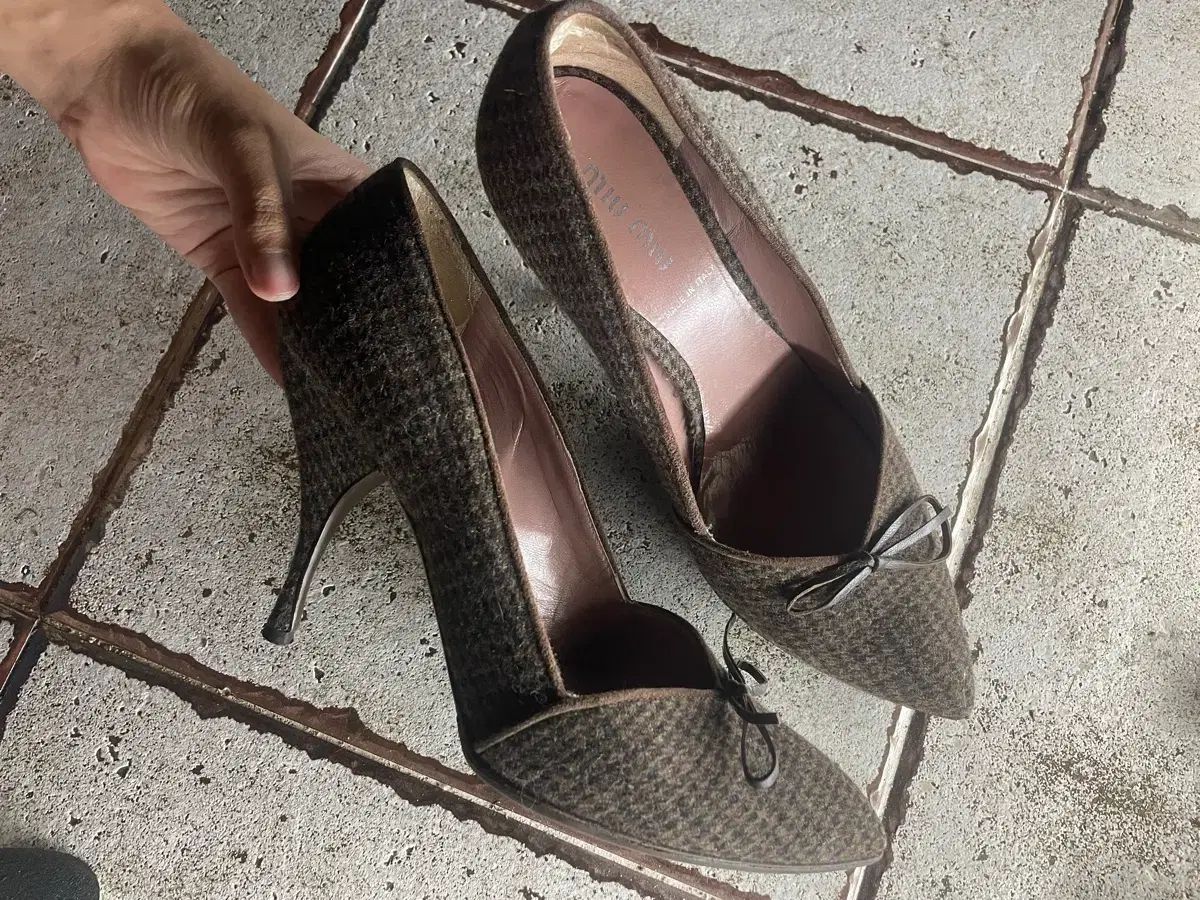 ミュウミュウ MIU MIU ヒール