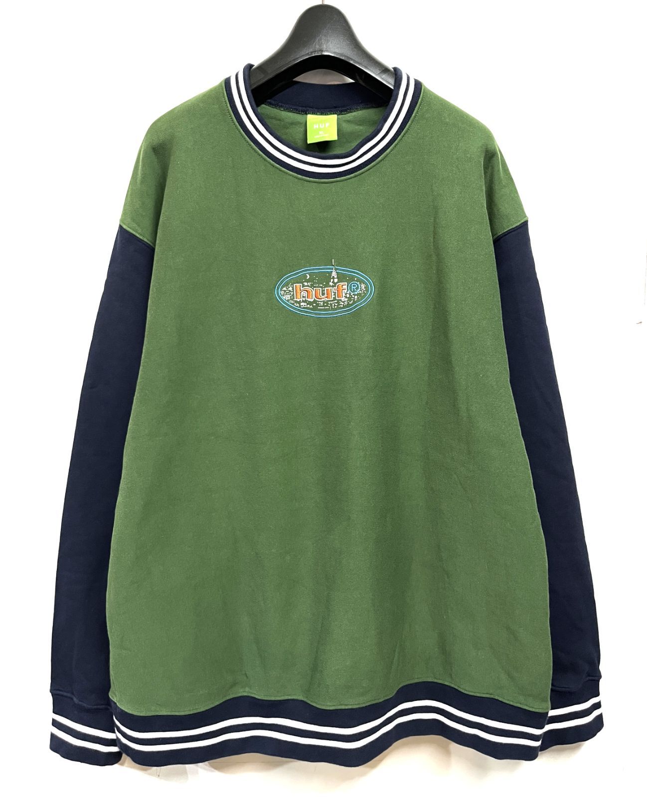 HUF｜ハフ CITY LIGHTS CREW クルーネック スウェット