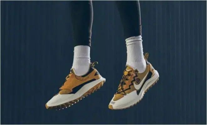 ナイキ x アンダーカバー ギャクソウ エア ズーム ペガサス 36 トレイル レディース ランニングシューズ 2