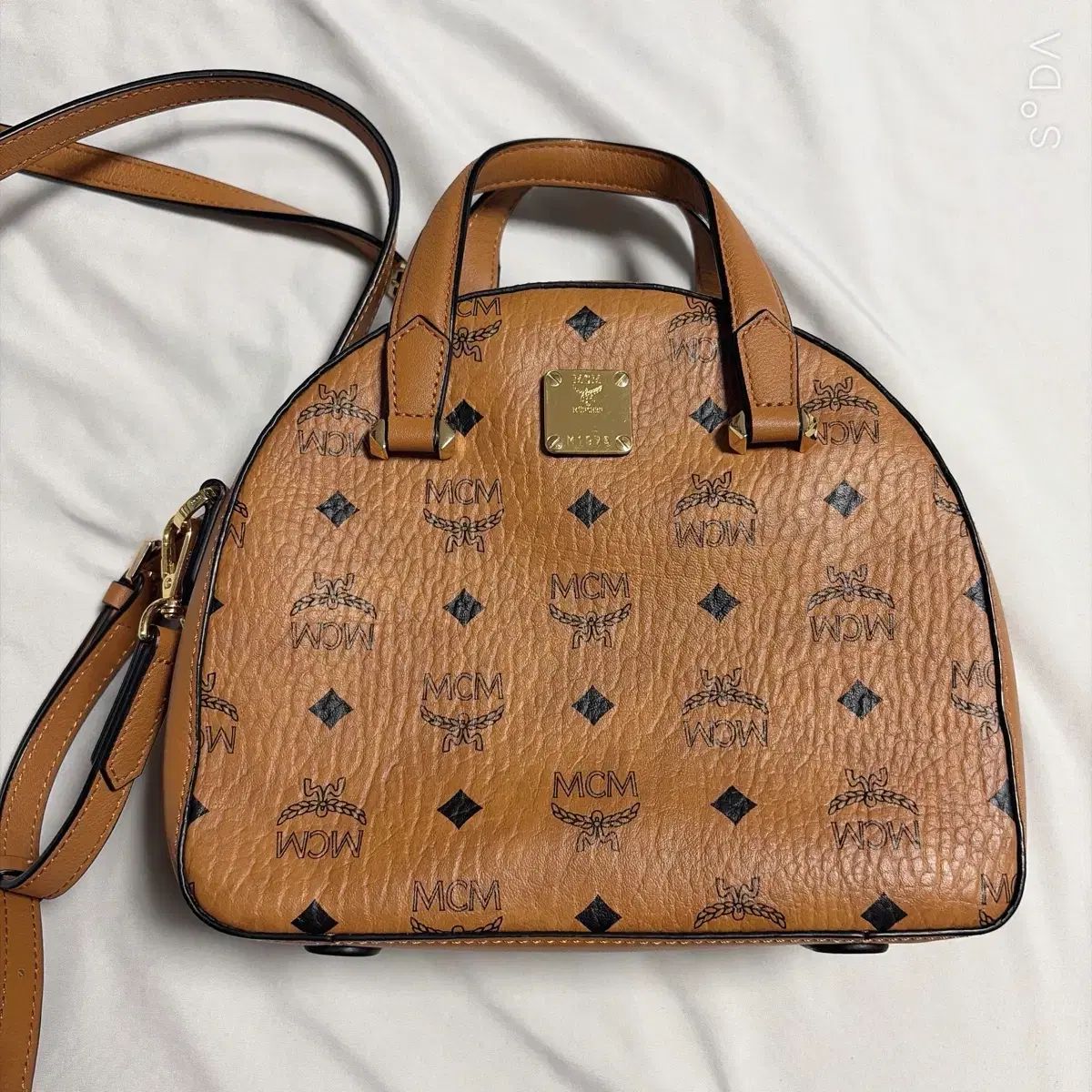 MCM エム シー エム ヴィセトス ドーム サッチェル トートバッグ