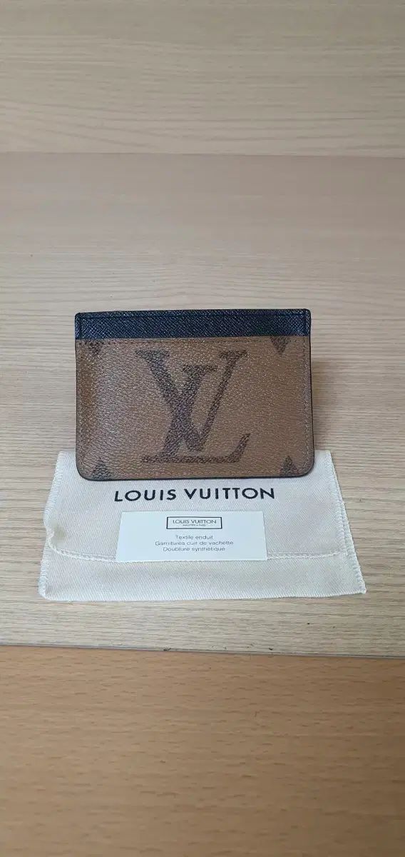 ルイヴィトン リバース カードウォレット／財布 正規品 S級 (鑑定済)