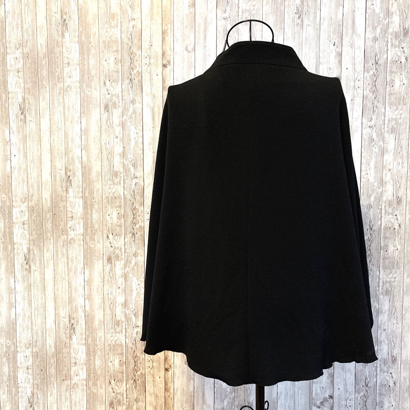 <お値下げ>詩仙堂　ちりめん風　ケープ　リバーシブル 美品】詩仙堂 ポンチョ ケープ スタンドカラー ちりめん 菊 辻ヶ花