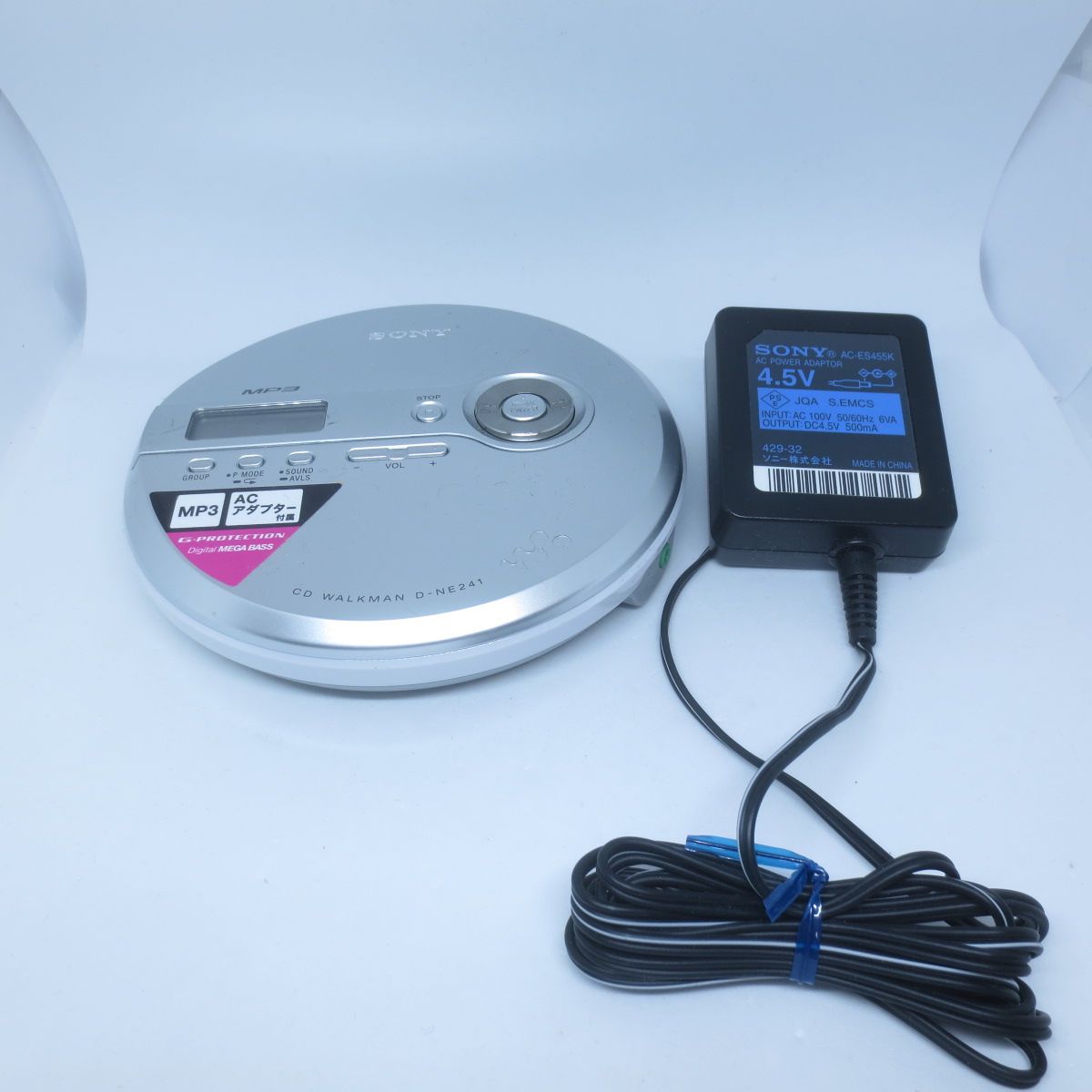 I423 動作品 SONY CD WALKMAN ポータブル CD プレイヤー D-NE241 MP3