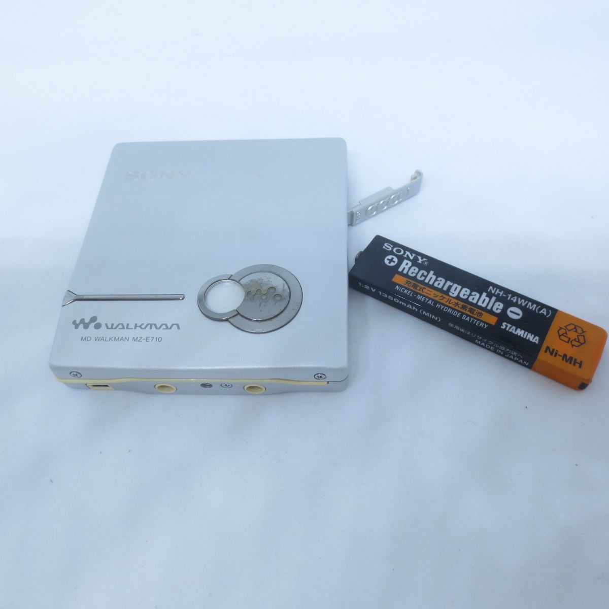 I424 SONY MD WALKMAN ポータブル MD プレイヤー MZ-E710 ソニー MD