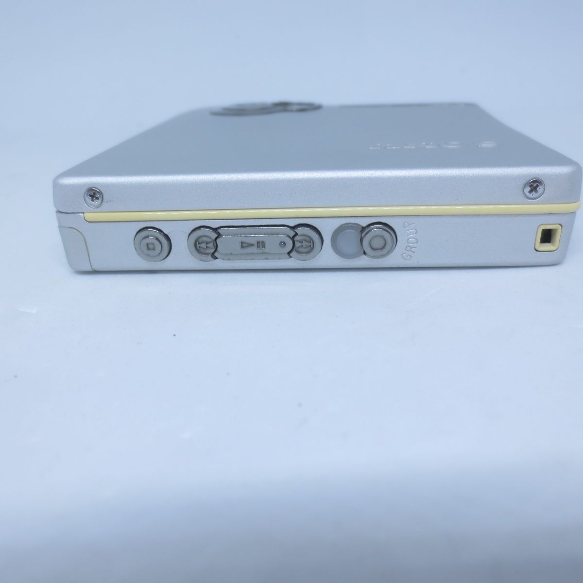 I424 SONY MD WALKMAN ポータブル MD プレイヤー MZ-E710 ソニー MD