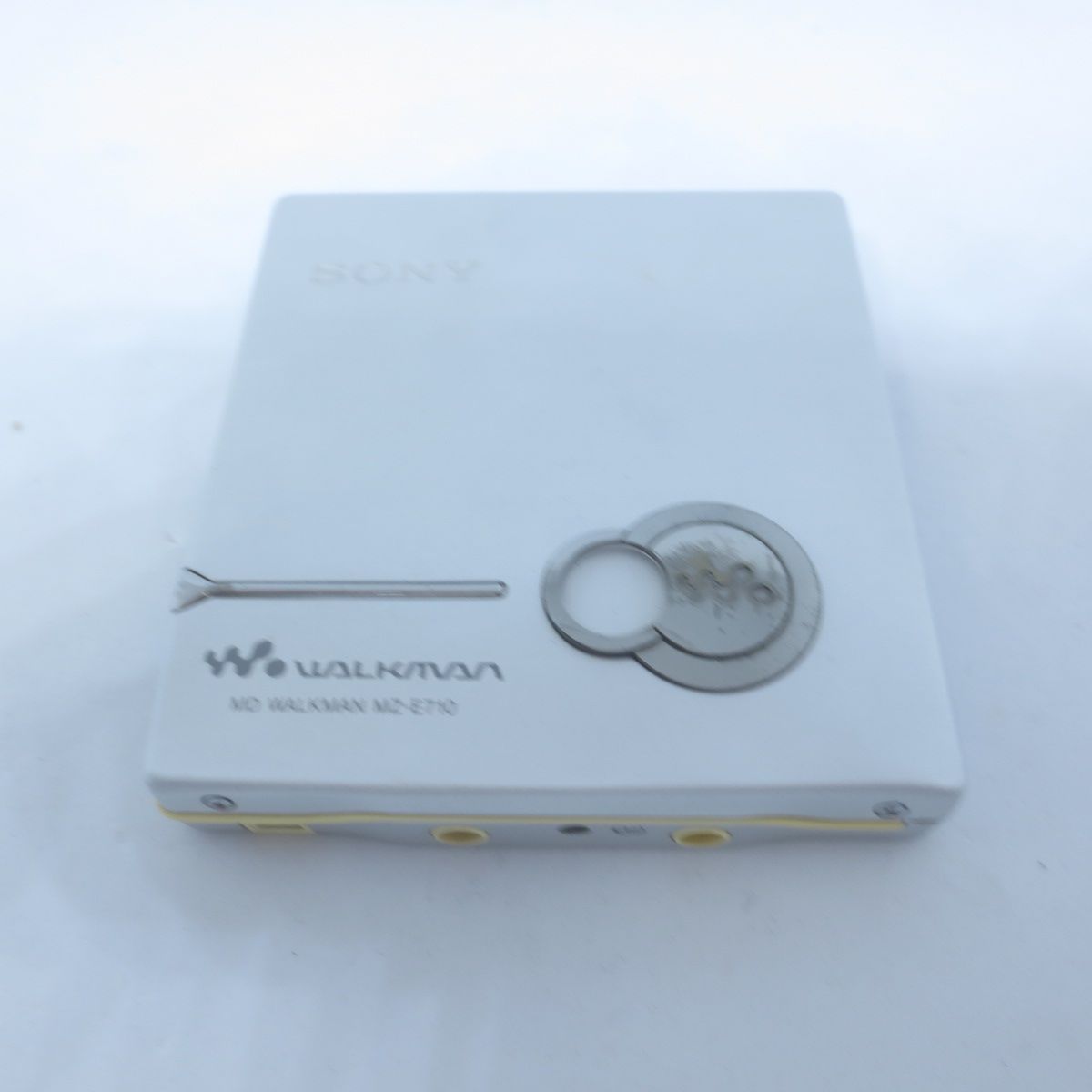 I424 SONY MD WALKMAN ポータブル MD プレイヤー MZ-E710 ソニー MD