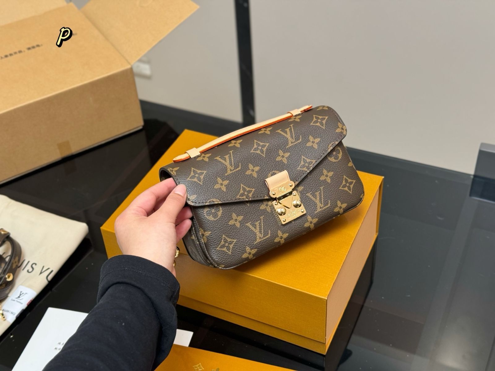 【今日特価】LV Monogram Messenger Bag ルイ・ヴィトン モノグラム メッセンジャーバッグ-WTO輸入2