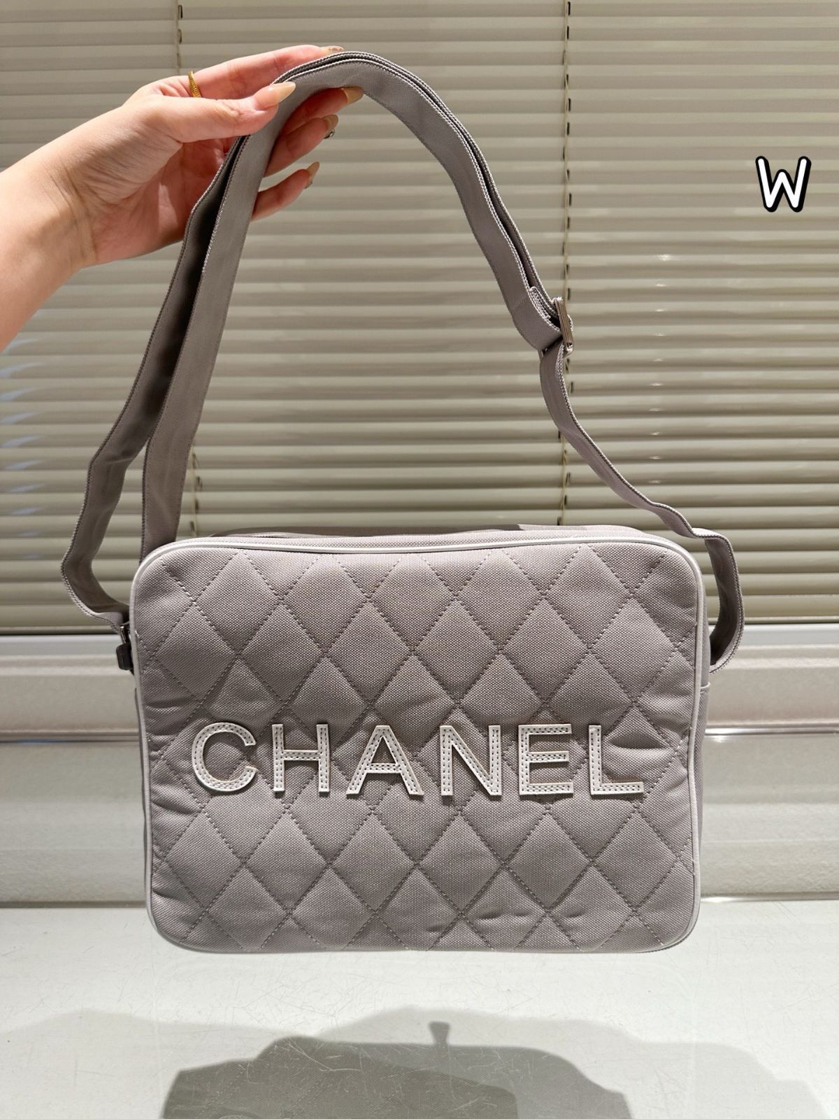 【今日特価】Chanel Vintage Gym Bag / 24Ss Camera Bag シャネル ヴィンテージ ジムバッグ / 24Ss カメラバッグ