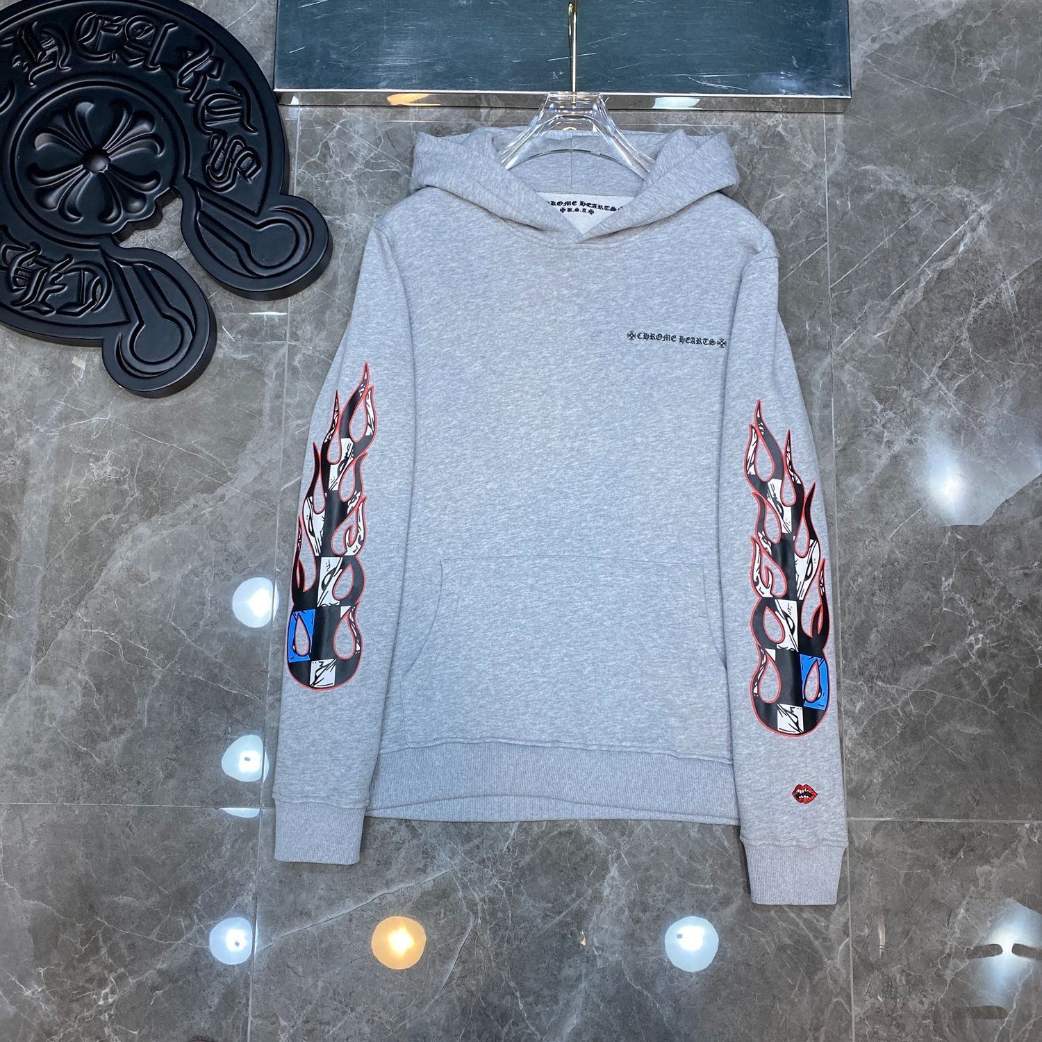 【本日限定特価】Chrome Hearts メンズ スウェットシャツ Matty グラフィティ フレームクロス カスタムグレー S-XL [本日特価|新品未使用品]