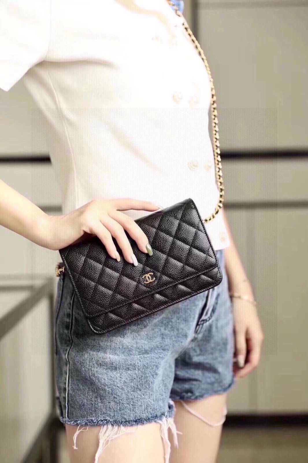 【今日特価】Chanel 香奈儿 黒色 ワンウェイクロスボックス キャビアレザー 20x13cm 大人気デザイン