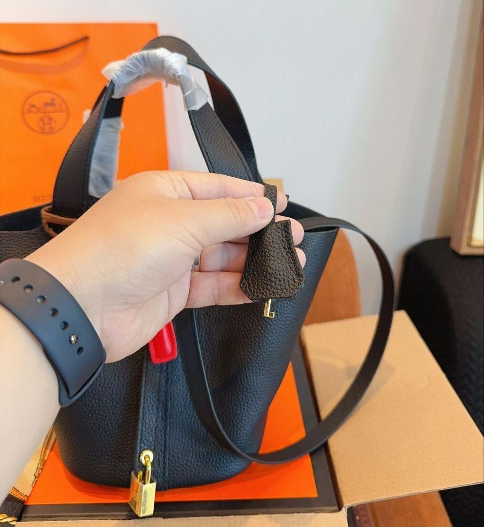 希少HERMES エルメス　ピコタンロックPM ハンドバッグ