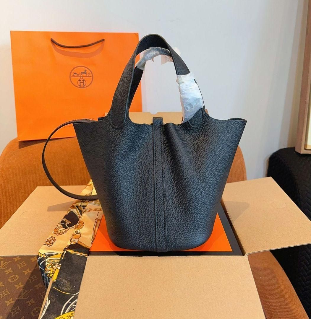 希少HERMES エルメス　ピコタンロックPM ハンドバッグ