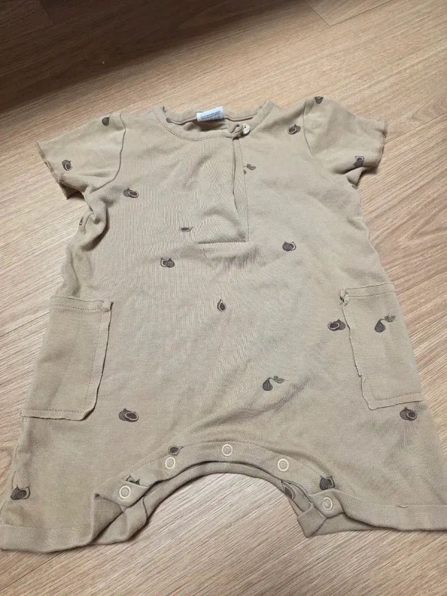 スタジオ ボヘム BOHEME ベージュ イチジク パータン 宇宙服 24ヶ月 7,270円