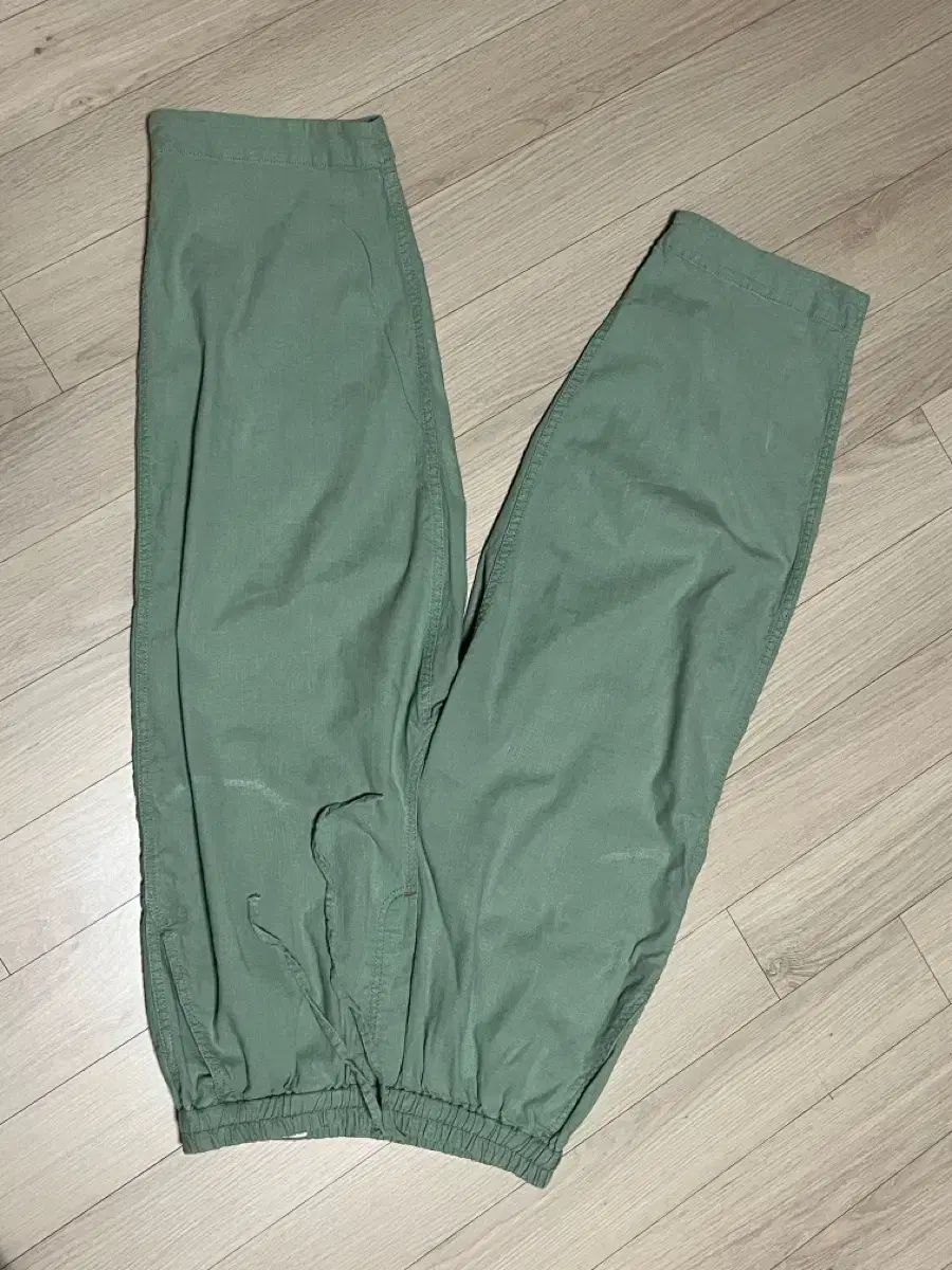 ロッジ(lodge) ゴーゴーパンツ 3世代 & ベラノースリーブ