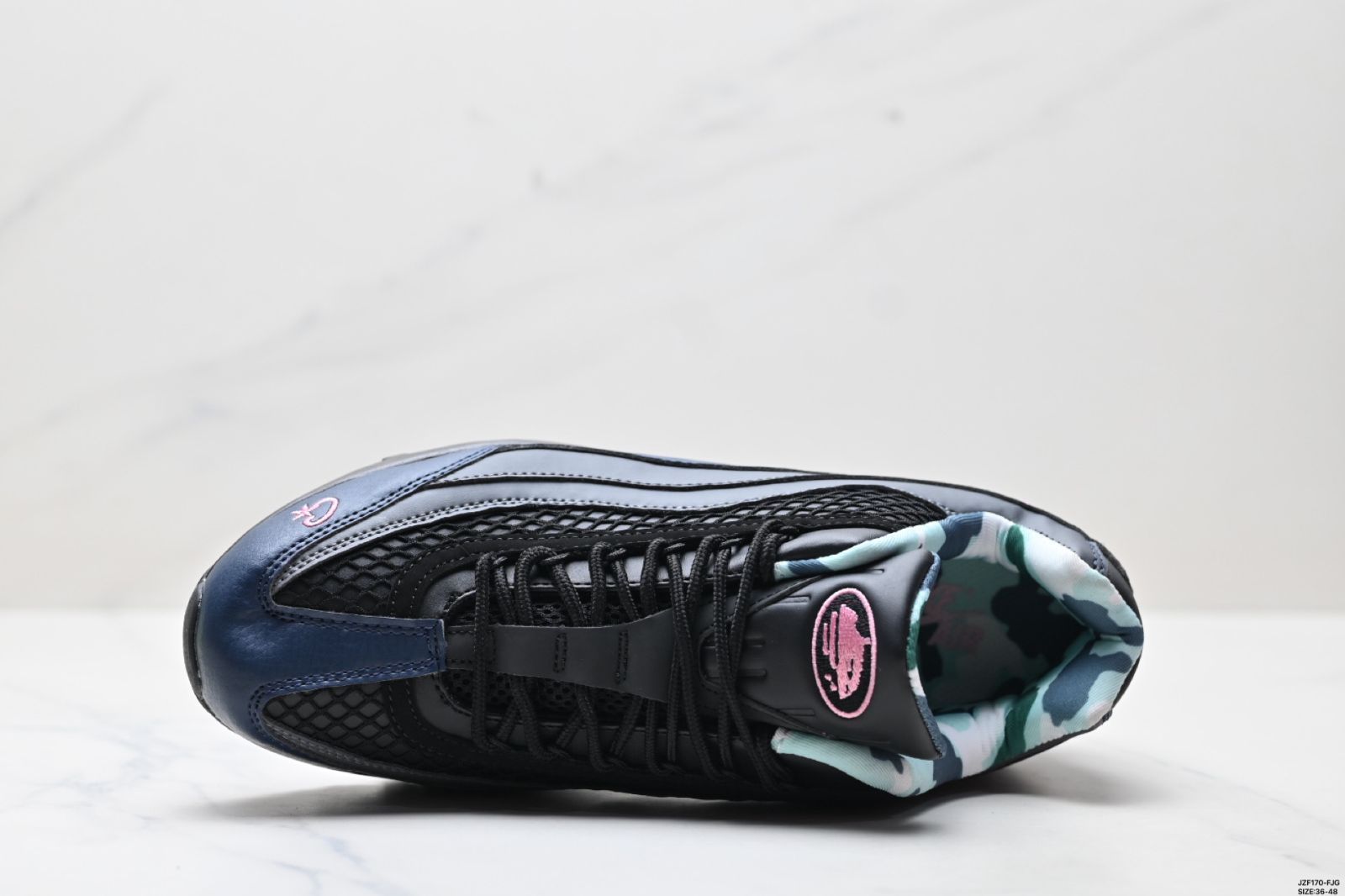 【今日特価】NIKE AIR MAX 95 TT 送料無料 在庫限定セール価格！ エアクッション搭載 復古デザイン ユニセックススニーカー