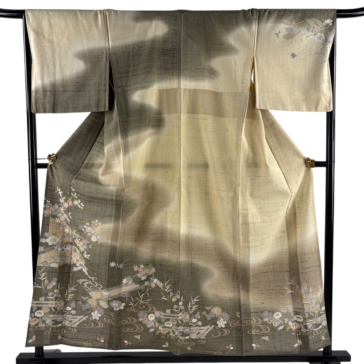 【美品】 訪問着 身丈155cm 裄丈66.5cm M 単衣 紬地 草花 流水 染め分け 茶緑色 正絹 名品 【中古】