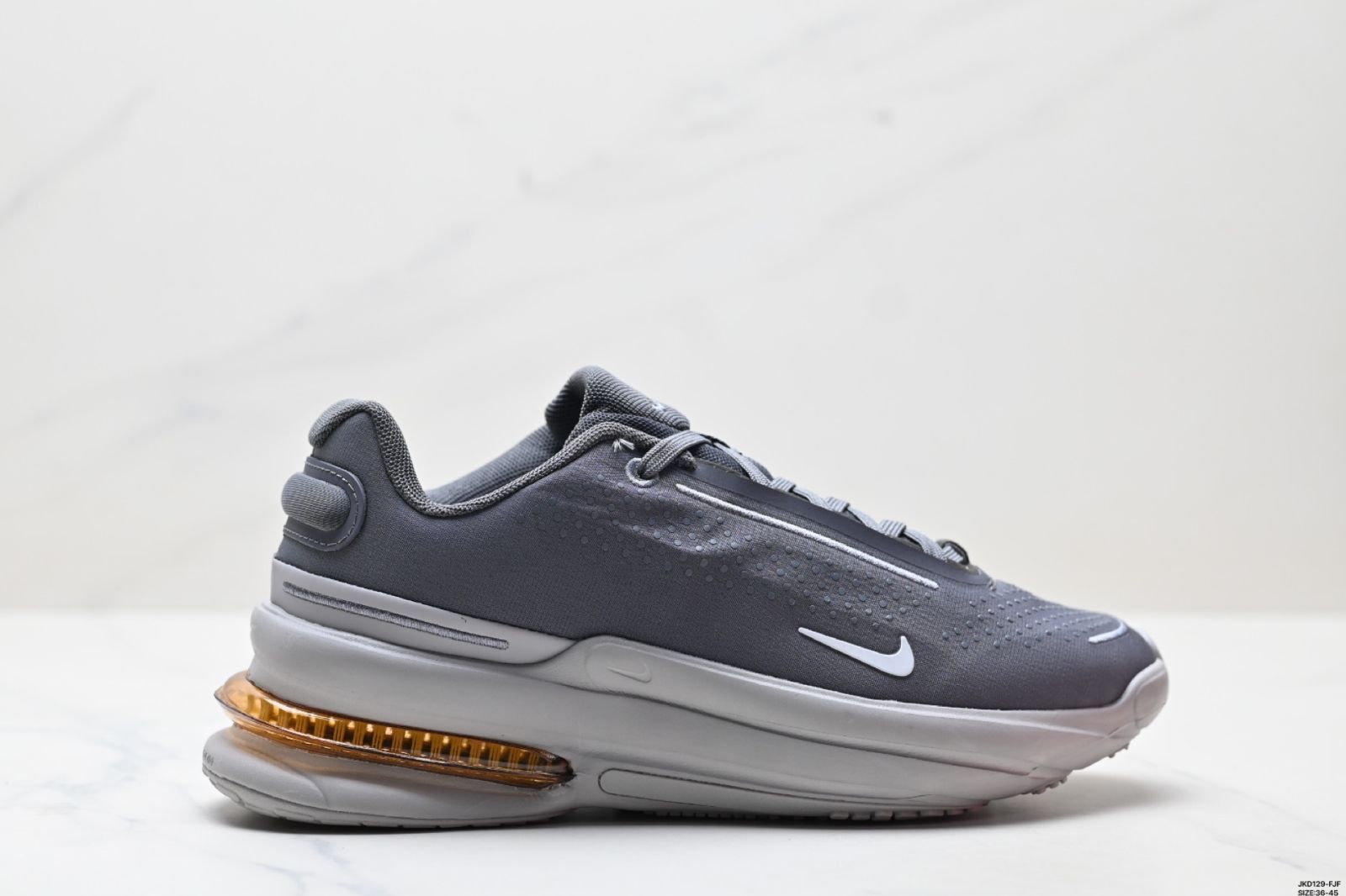 【今日特価】Nike Air Zoom Upturn 快適・滑り止め・耐磨耗 ナイキ ロートップ ランニングシューズ