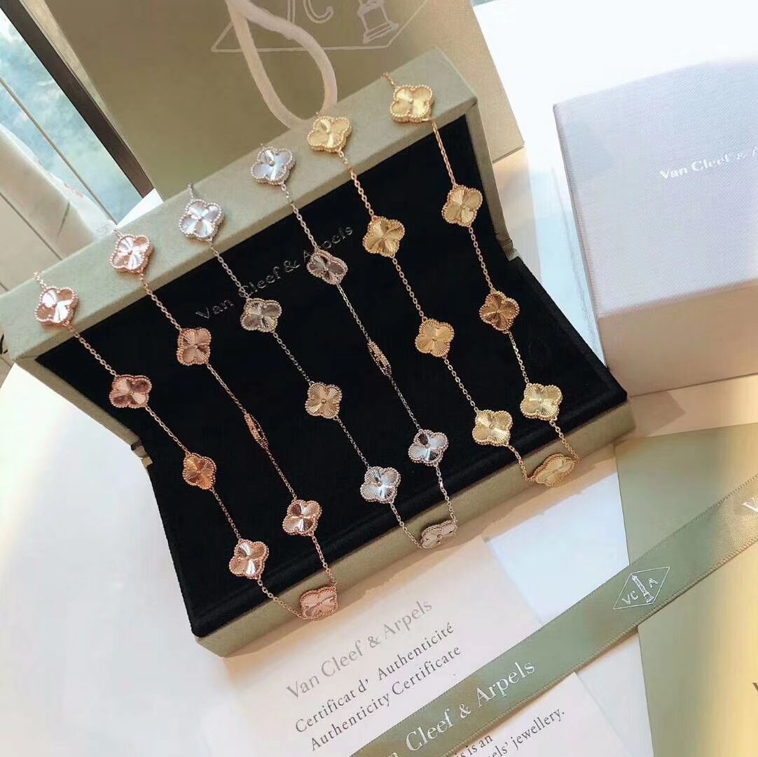 [Van Cleef & Arpels] 50周年記念 10連フラワー ネックレス - アルハンブラデザイン | ヴァン クリーフ & アーペル レディースジュエリー｜本日限定特価｜新品未使用