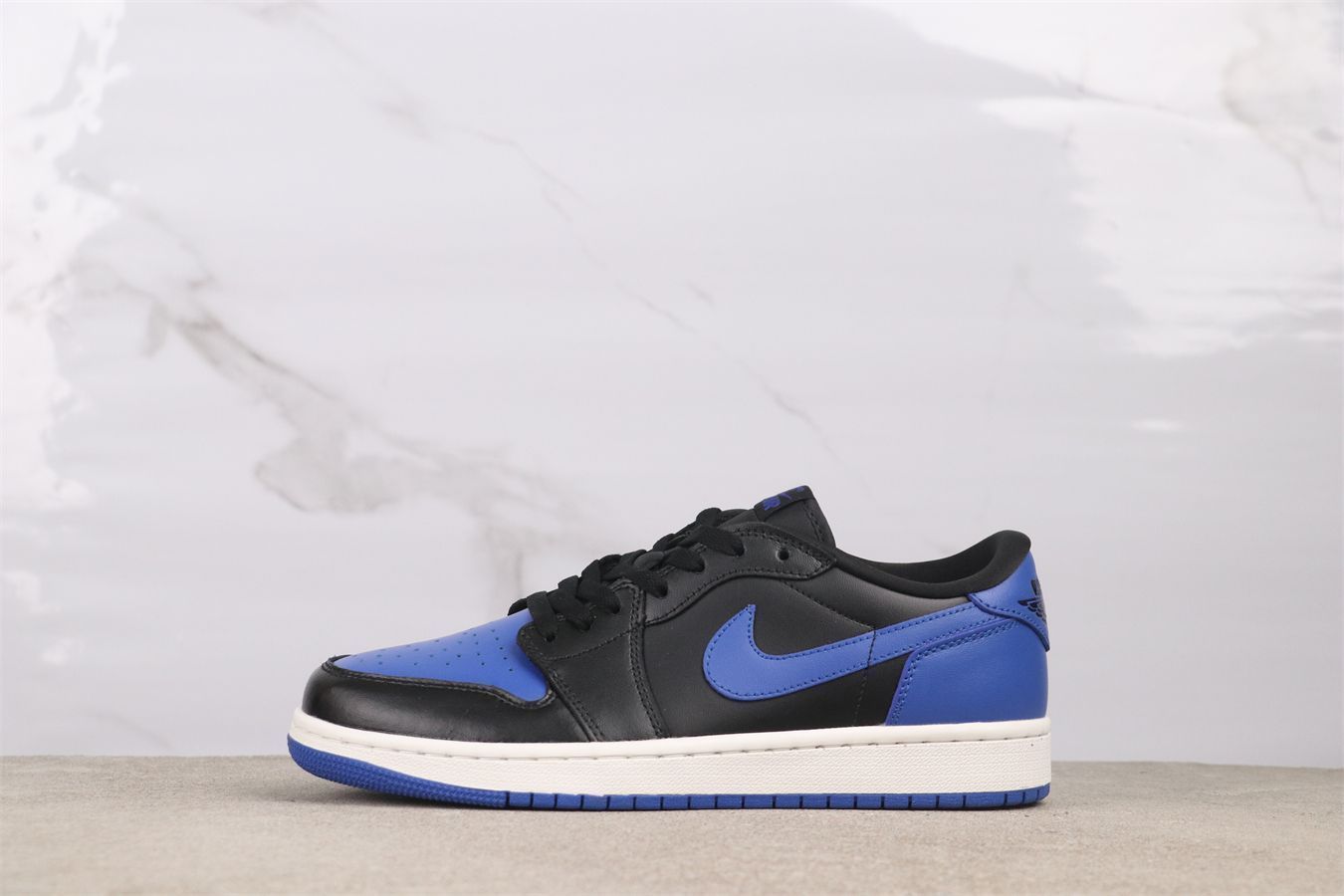 【今日特価】Air Jordan 1 エアジョーダン 1 IB1981-004 ブラックブルー