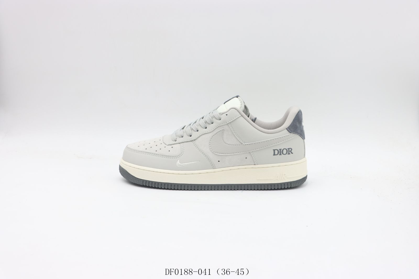 【今日特価】ナイキ Nike スケートシューズ DF0188-041 グレー