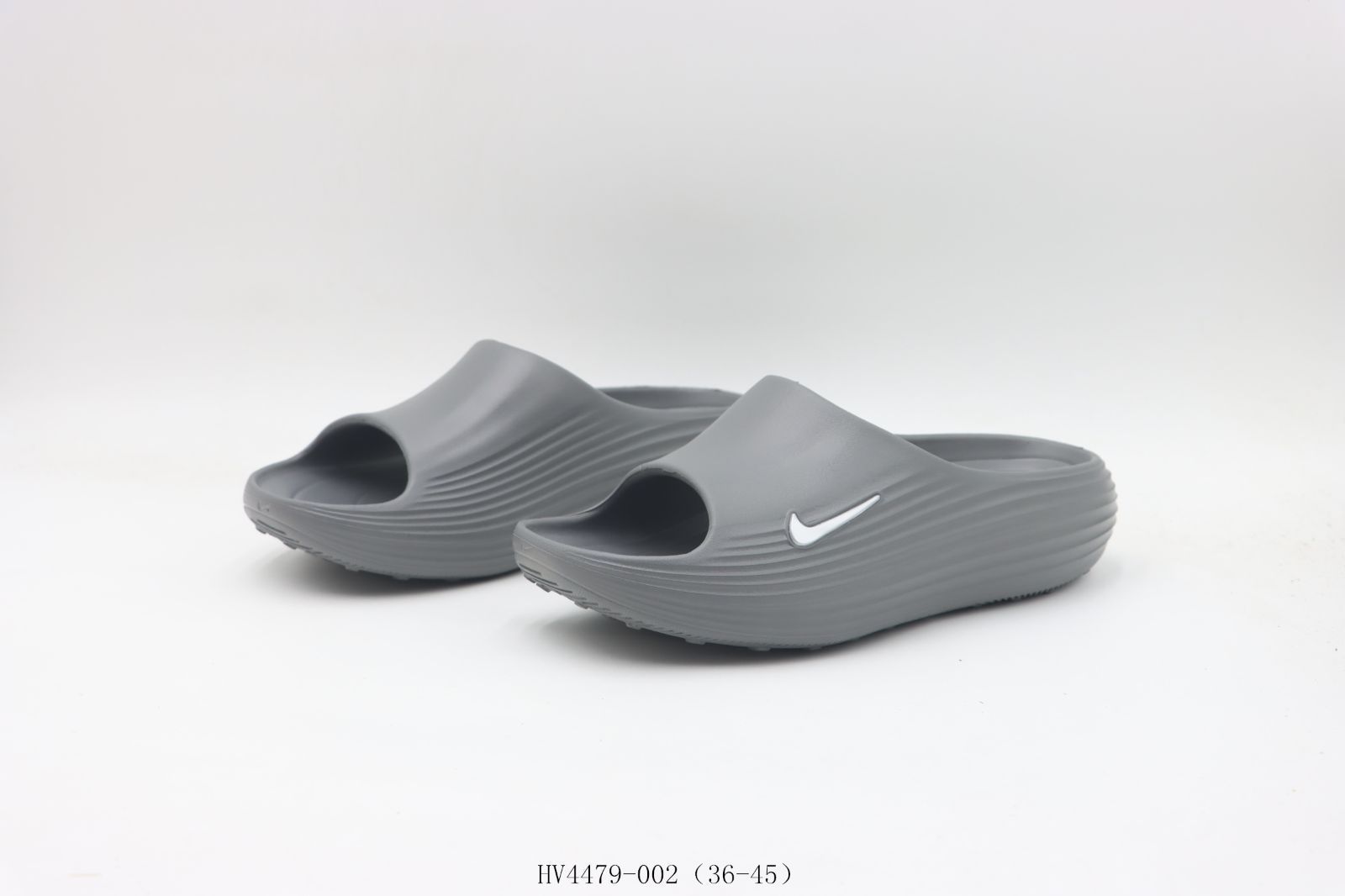 【今日特価】Nike ナイキ スリッパ グレー HV4479-002 【今日特価】Nike ナイキ スリッパ グレー HV4479-002