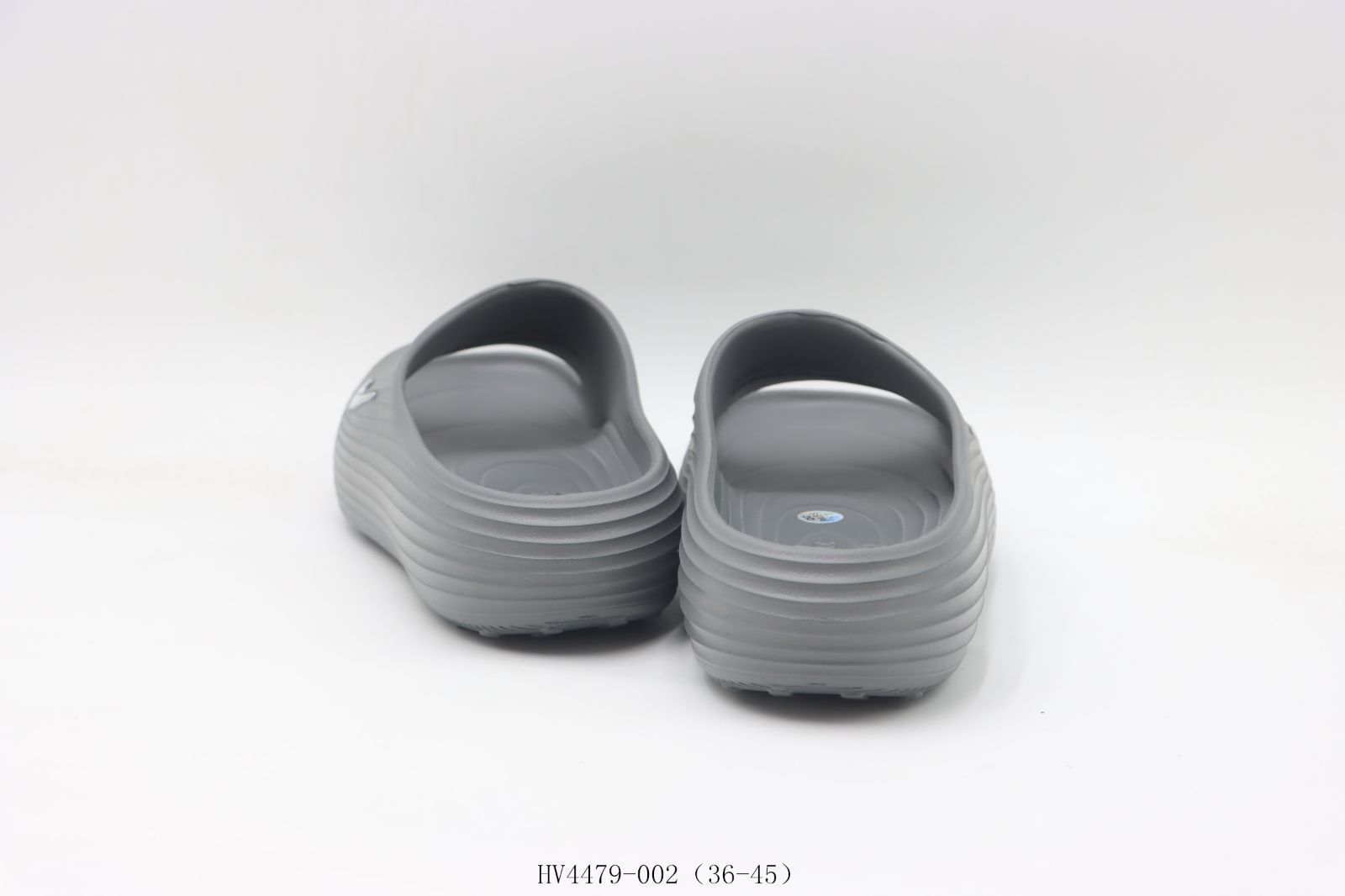 【今日特価】Nike ナイキ スリッパ グレー HV4479-002 【今日特価】Nike ナイキ スリッパ グレー HV4479-002