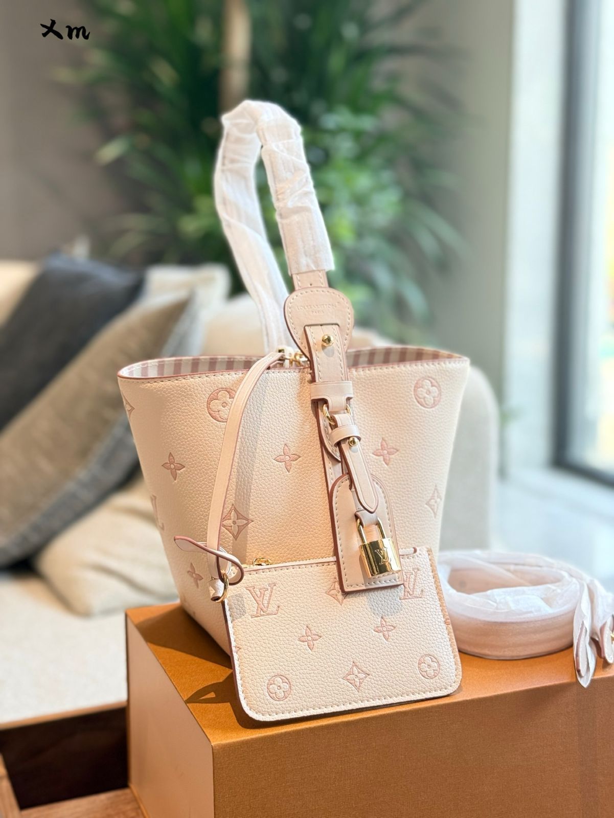 【今日特価】LV メイ レディースバッグ ニューアイテム - Cream Nut Color