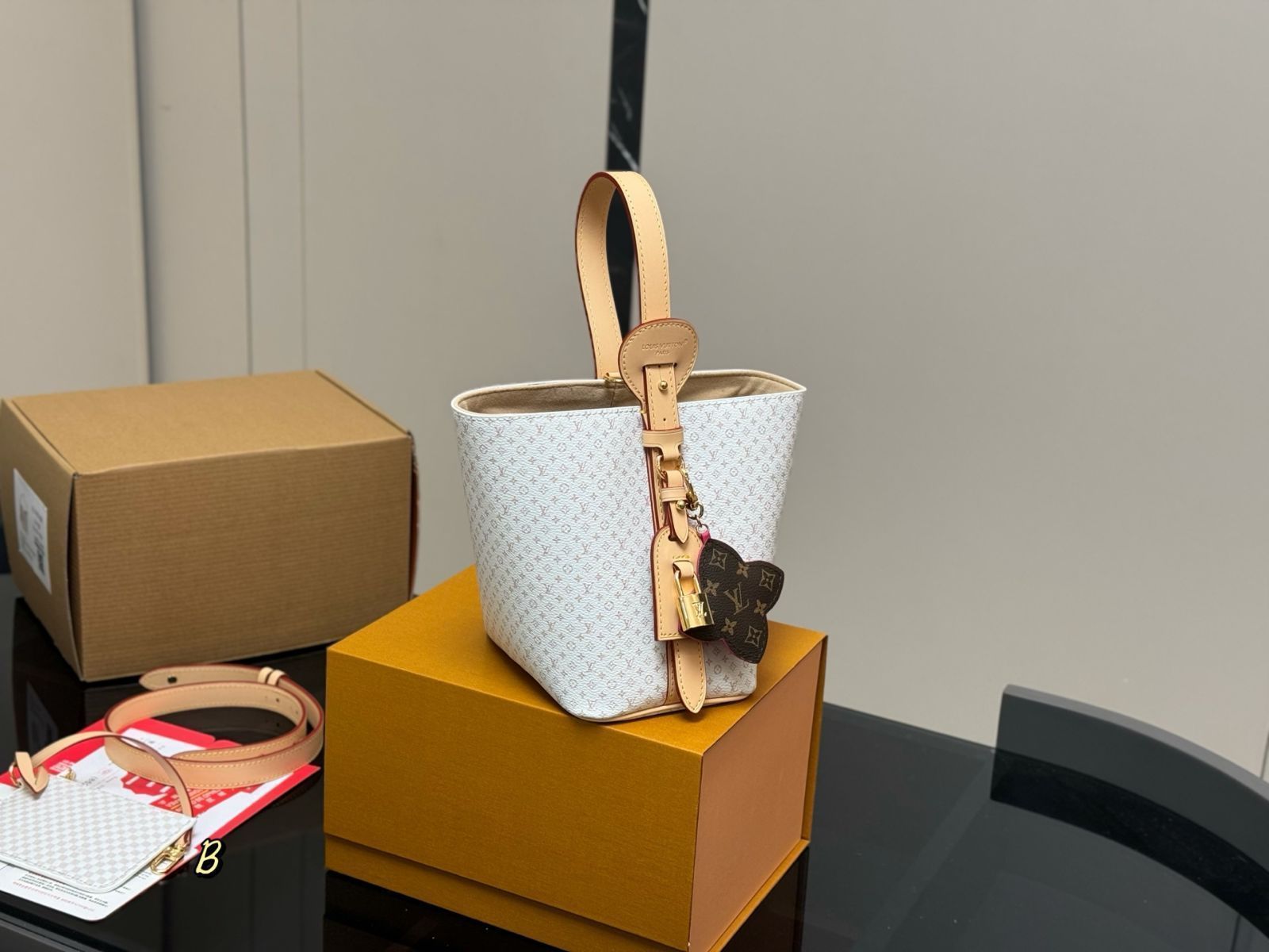 【今日特価】LV ヴィンテージ バケットバッグ 13,860円
