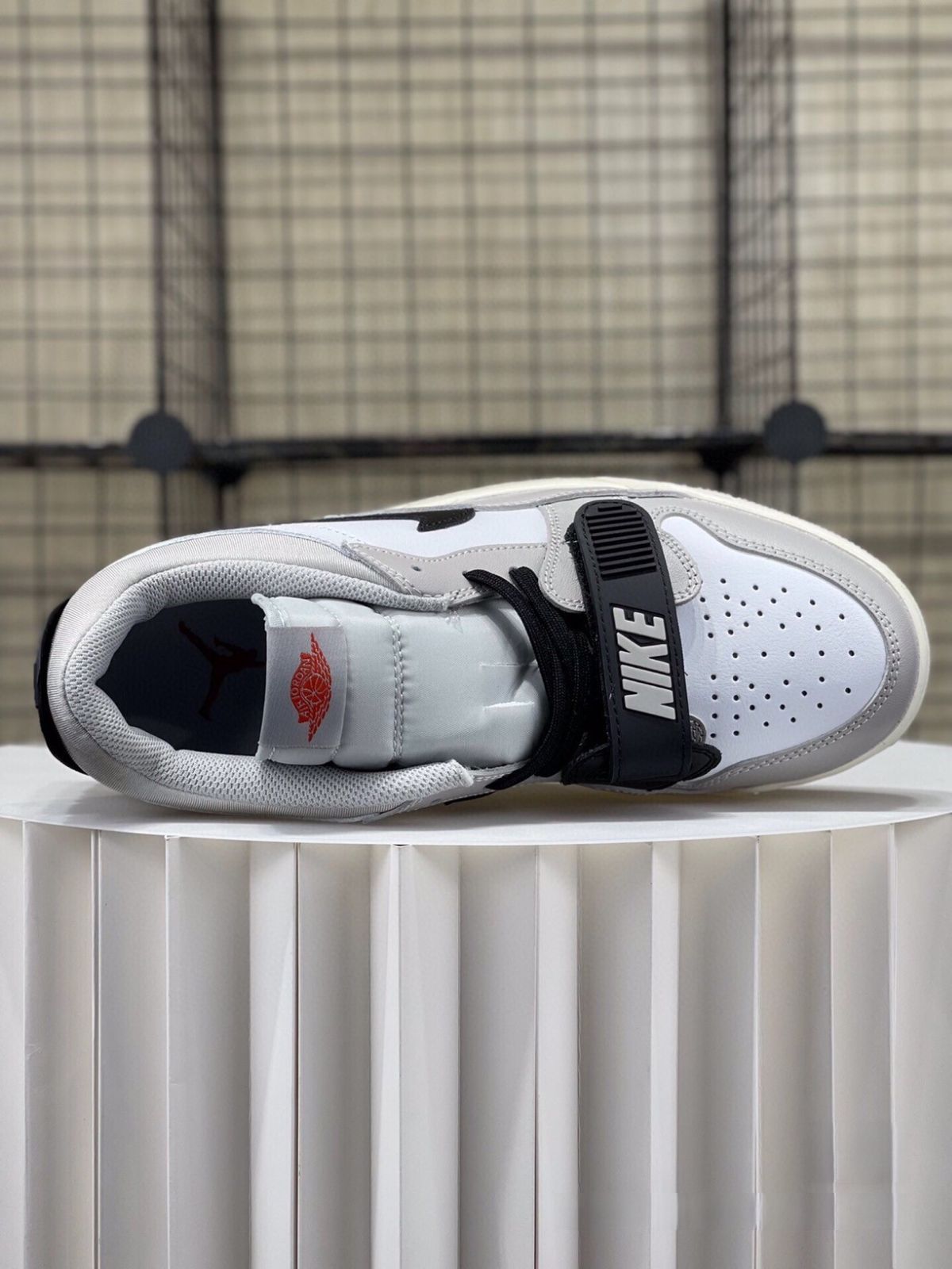 お値下げしました??即購入?? Nike Air Jordan legacy aj312 cd7069-101 箱付 男女兼用