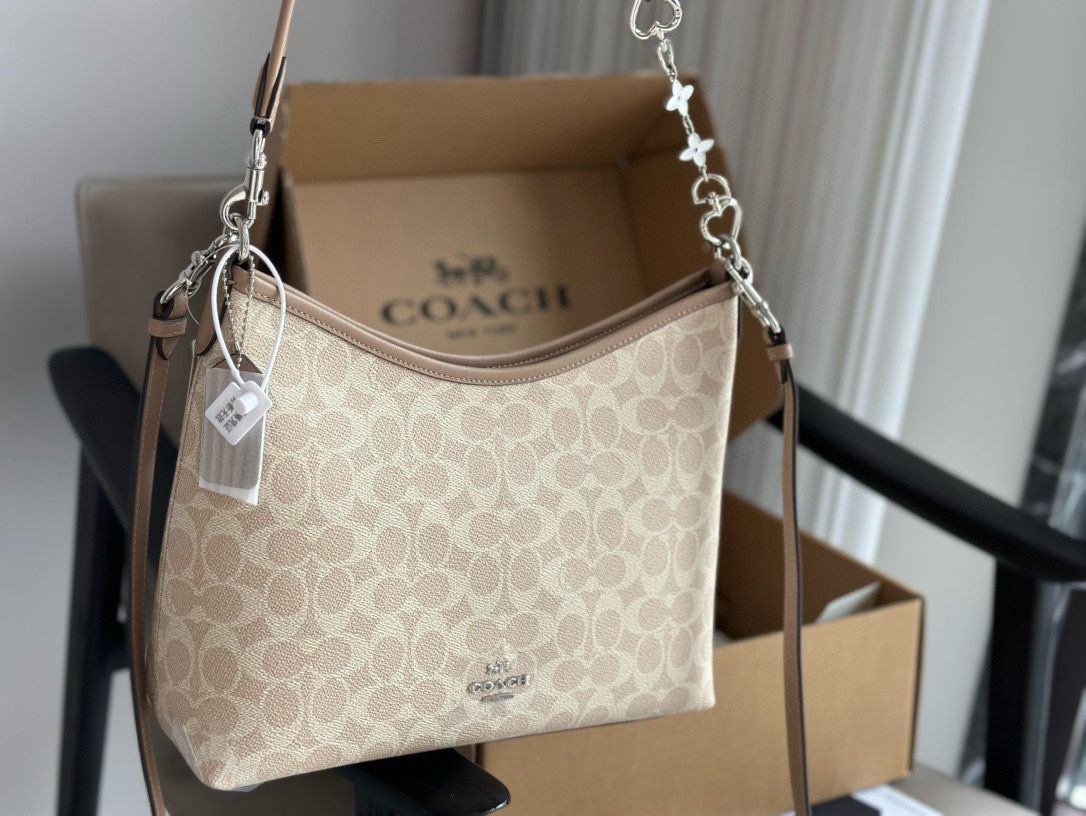 【今日特価】Coach ローレル ボーイングバッグ 国内送料無料！在庫限定のお得な価格です！