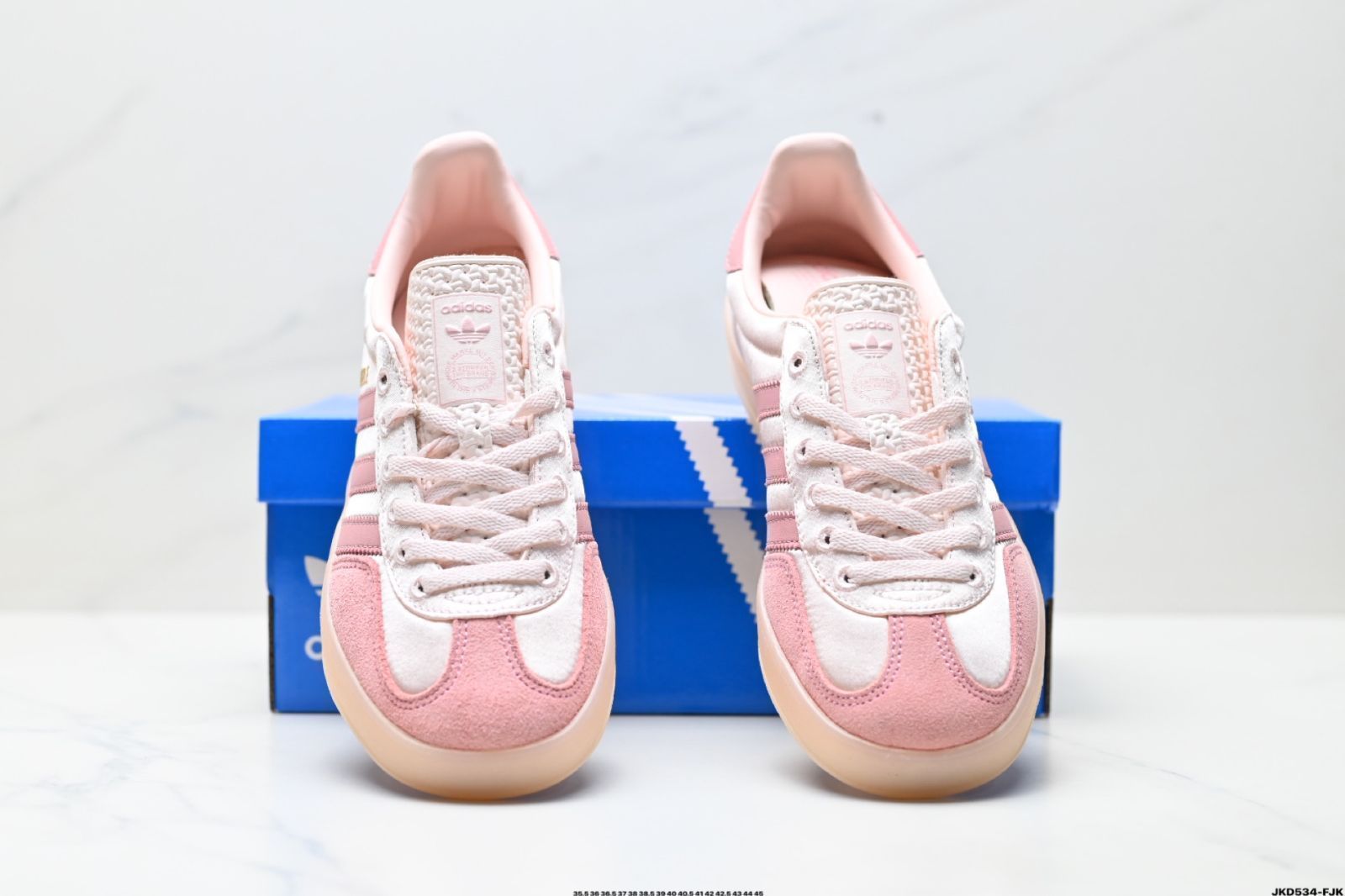 アディダス オリジナルズ Gazelle INdoor クローバー カジュアル 滑り止め・耐磨耗 ロートップ スケートシューズ
