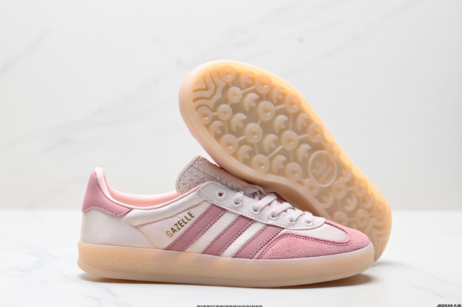 アディダス オリジナルズ Gazelle INdoor クローバー カジュアル 滑り止め・耐磨耗 ロートップ スケートシューズ
