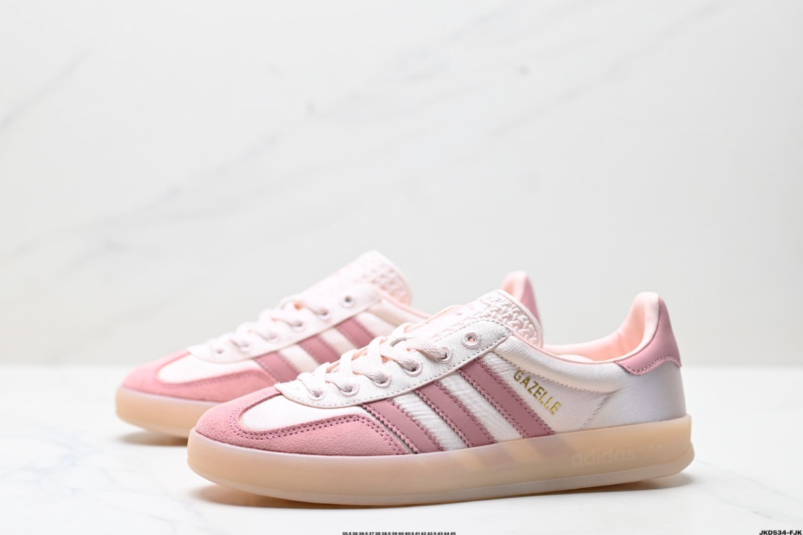 アディダス オリジナルズ Gazelle INdoor クローバー カジュアル 滑り止め・耐磨耗 ロートップ スケートシューズ